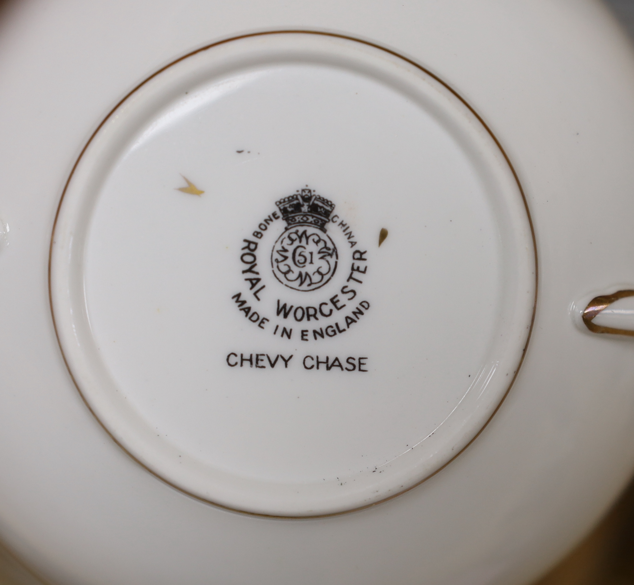 Royal Worcester 'Chevy Chase' pattern part dinner service